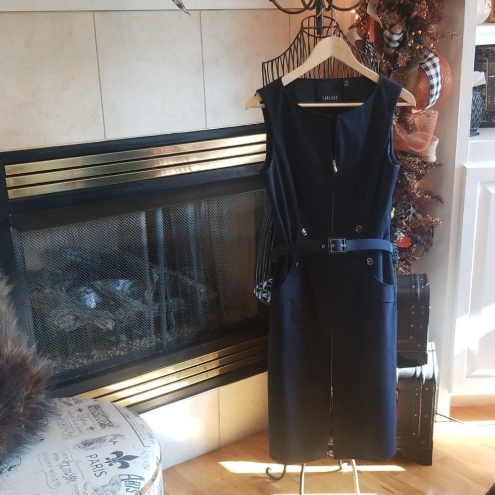 Carlisle Size 8, Navy Blue with Silver details